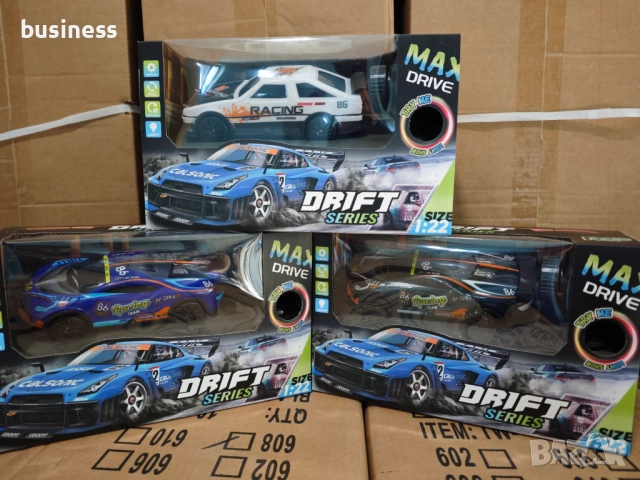 Дрифт кола с мащаб 1:22, LED светлини, батерия на колата: 3.7V 500mAh, време за каране 20 минути и д, снимка 5 - Коли, камиони, мотори, писти - 52548342