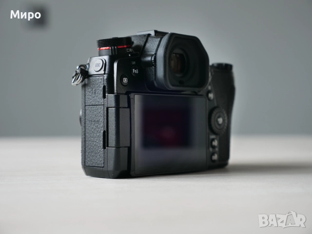 Panasonic G9 [Като нов!] на 1300 кадъра, снимка 7 - Фотоапарати - 52974614