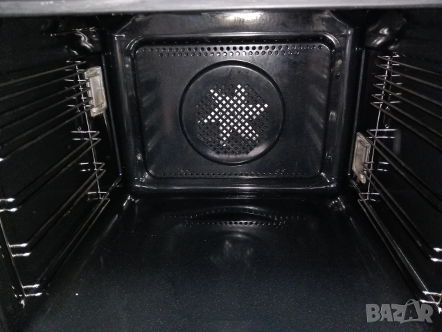 Като нова свободно стояща печка с керамичен плот Gram с две години гаранция!, снимка 9 - Печки, фурни - 53641094