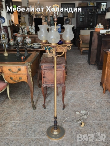 Старинен лампион