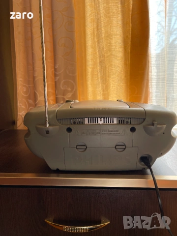 Радиокасетофон с CD Philips, снимка 7 - Радиокасетофони, транзистори - 53810950