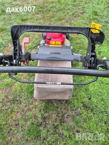 Бензинова самоходна косачка Honda HRB 475 с кош, снимка 3 - Градинска техника - 53666447