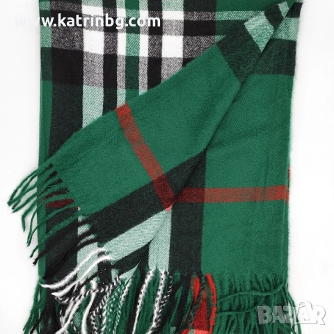 Луксозен подарък за жена – кашмирен шал Burberry, шапка и ръкавици в зелено Код на продукта:DAK-0041, снимка 3 - Подаръци за жени - 52201400