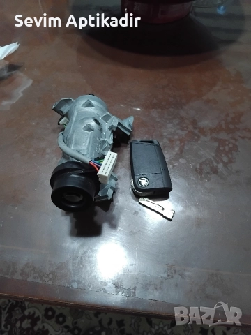 Контактен ключ за Golf 6, снимка 2 - Ключове - 52944817