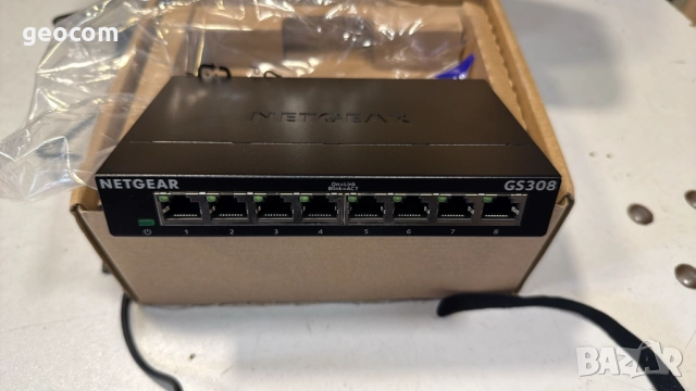 NETGEAR GS308 v.3 gugabit switch (Нов, Компект)