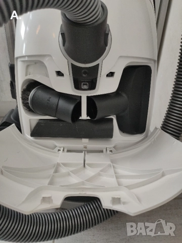 продавам прахосмукачка Миеле., снимка 4 - Прахосмукачки - 52398802