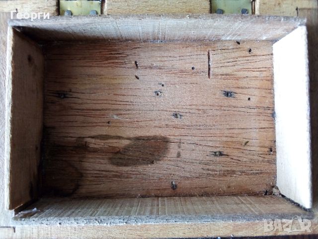 Старинна дървена кутийка, снимка 8 - Антикварни и старинни предмети - 46467825