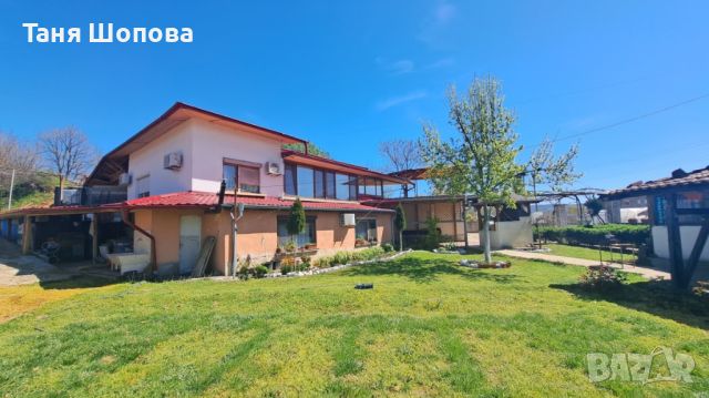 Двуетажна къща с ракиджийница  за продажба в с.Рупите, община Петрич, снимка 1 - Къщи - 45090334