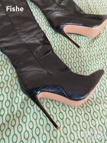 Продавам  красиви дамски ботуши, снимка 4 - Дамски ботуши - 53855114