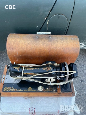 Стара руска шевна машина 2- М клас , снимка 4 - Шевни машини - 53844488