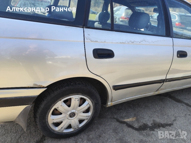 Toyota Carina 2.0TD, снимка 13 - Автомобили и джипове - 53747195