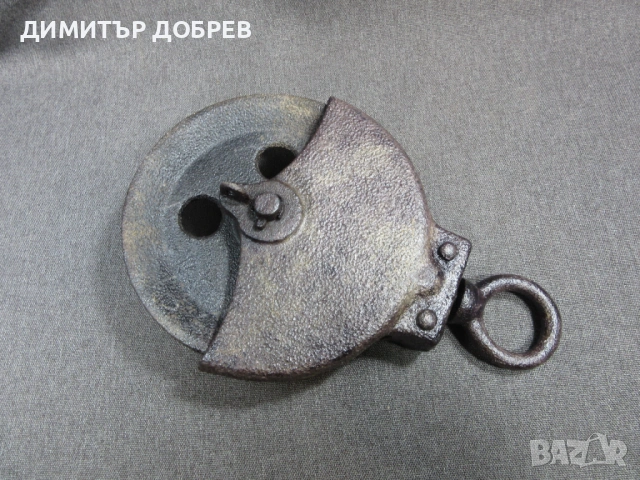 СТАРА РЕТРО МАСИВНА ЧУГУНЕНА СТРОИТЕЛНА МАКАРА, снимка 3 - Антикварни и старинни предмети - 54158815