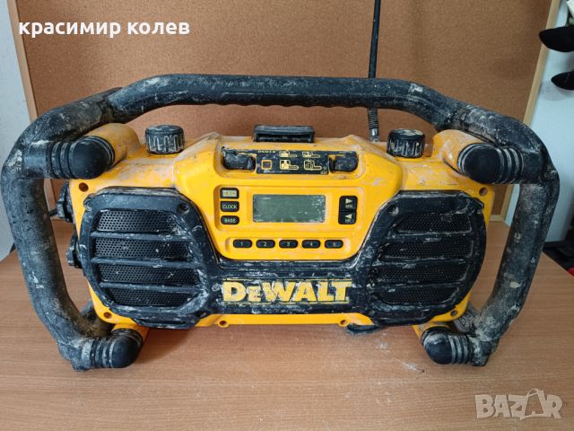 строително радио "DEWALT-DCO 13-QW", снимка 1 - Радиокасетофони, транзистори - 45664834