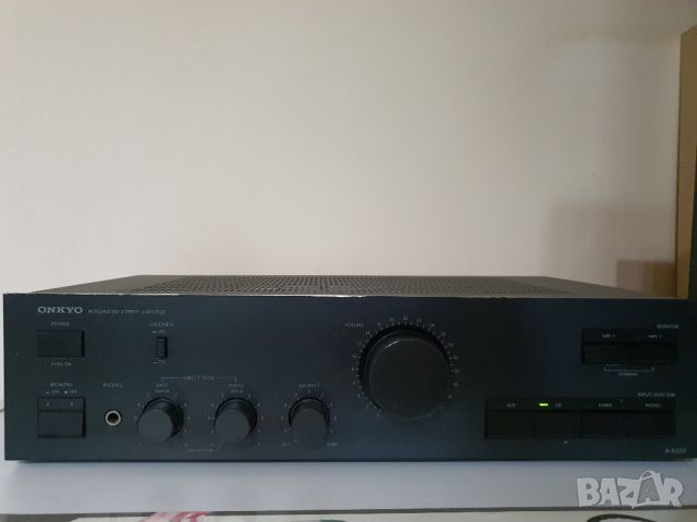 ONKYO-A 8220, снимка 1 - Ресийвъри, усилватели, смесителни пултове - 45687000