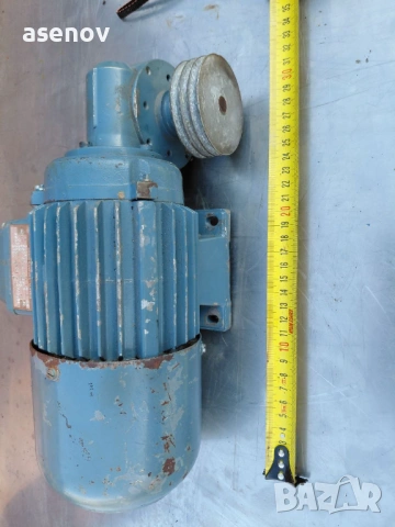 червячен редуктор, снимка 2 - Електродвигатели - 53689811