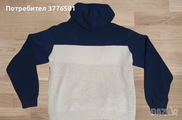 Суитчер adidas three gold stars hoodie, снимка 2 - Спортни дрехи, екипи - 48952088