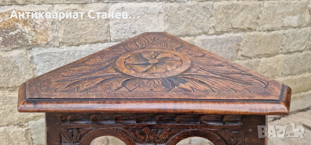 Уникална ъглова дървета масичка ръчна дърворезба, снимка 14 - Маси - 54082245