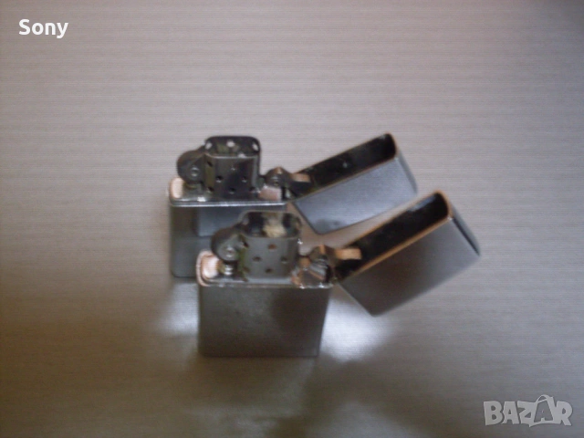 Стари колекционерски бензинови запалки., снимка 7 - Антикварни и старинни предмети - 54017617