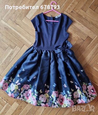 Сатенена рокля, снимка 1 - Детски рокли и поли - 46021398