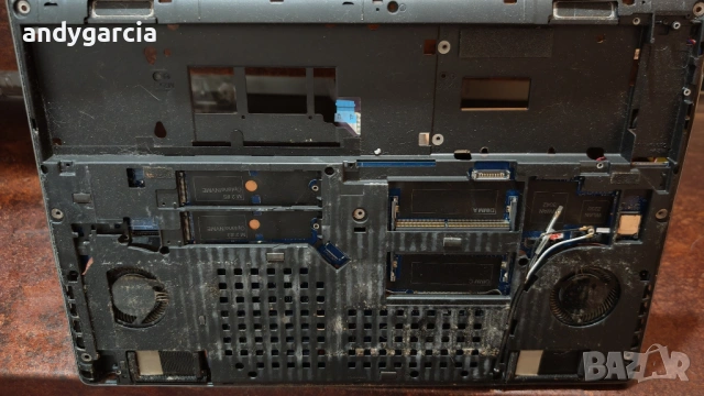 Dell Precision 7530 На части, наличното е описано, снимка 5 - Части за лаптопи - 53961106
