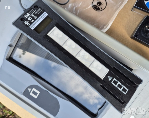 HP ScanJet 4570c скенер за диапозитиви, снимки, филми, документи, снимка 4 - Принтери, копири, скенери - 53407045