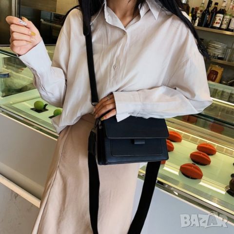 Малка чанта Clarina Black, снимка 4 - Чанти - 45349943
