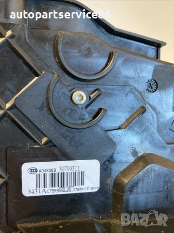 Преден ляв заключващ механизъм за Volvo C30 1.6 TDI (2012) 30799311, снимка 2 - Части - 54145626