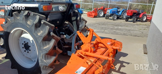 Трактор КУБОТА с кабина, 46 к.с., снимка 4 - Селскостопанска техника - 54275259