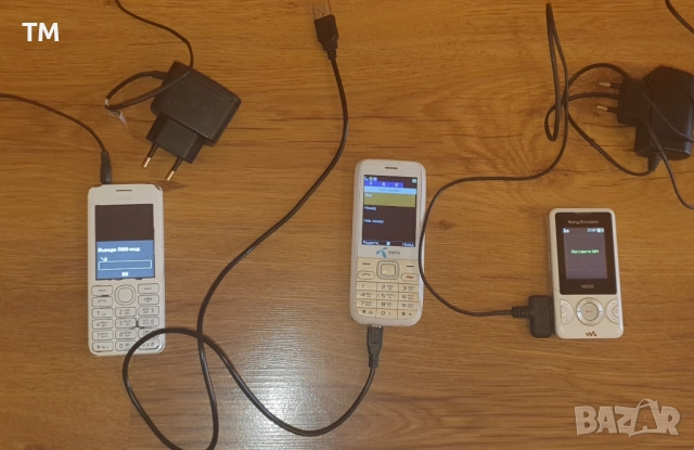 Работещи телефони, стари модели и различни зарядни устройства, снимка 4 - Друга електроника - 52073087