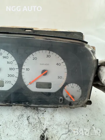 Табло Километраж За Голф 3, VW Golf 3, 1H0 919 864 R, 1H0919864, 5392325900, 6160633161, снимка 3 - Части - 50423327