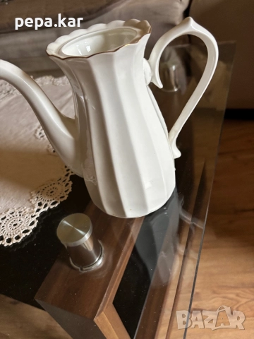 Каничка и чаша за кафе с чинийка от костен порцелан, снимка 6 - Сервизи - 52719336