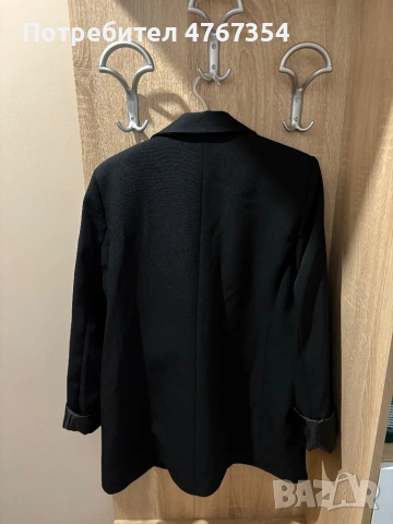 Дамско черно сако , снимка 2 - Сака - 53857667