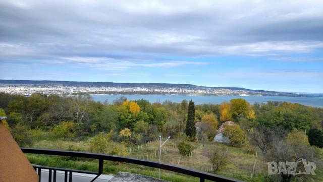 Апартамент с Панорамна гледка кв.Галата