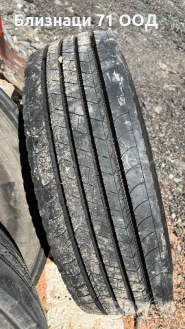 Гуми 265 70R 19,5, снимка 1
