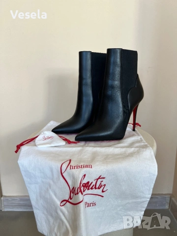 Оригинални боти Christian Louboutin, снимка 12 - Дамски боти - 53649804