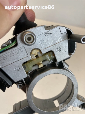 Лостче превключвател чистачки за Mercedes B Class W245 B170 (2008) A1695450210, снимка 2 - Части - 54148214