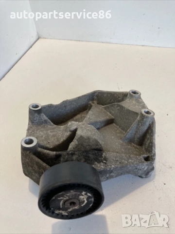 Скоба / държач за Saab 9-3 1.9 TiD 120 Hp (2008) 55210423 