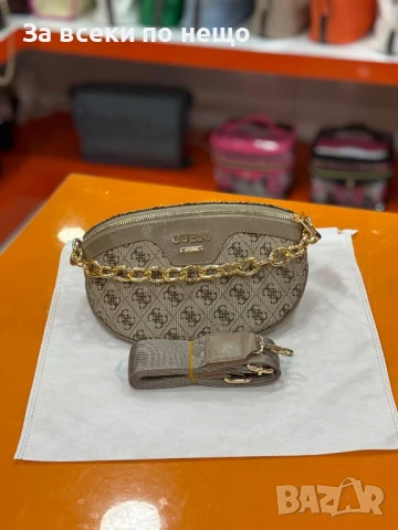 Guess Дамска Чанта Тип Банан Гес - Налични Различни Цветове  Код E488, снимка 6 - Чанти - 50596489