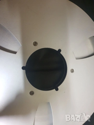 Магнетофонна ролка. Алуминиева. Празна. В много добро състояние. 30 евро, снимка 4 - Декове - 54181795