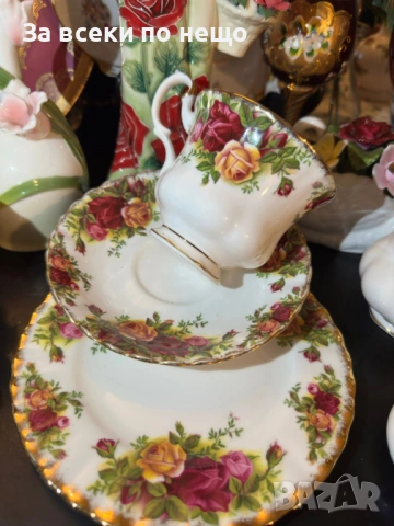 Royal Albert England Circa 1962 “Old country ” - великолепен троен сет Код P2244, снимка 7 - Колекции - 54238330