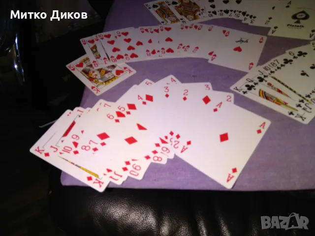 НОВИ  Оригинални  Австрийски Карти PIATNIK 52 карти, снимка 4 - Карти за игра - 49911244