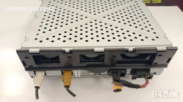 4F0035541N РАДИО ТУНЕР ЗА AUDI