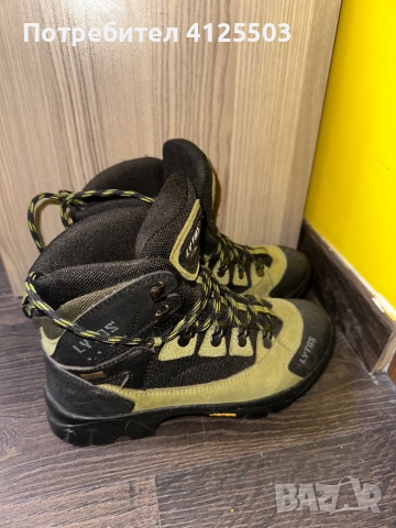 Обувки зимни, снимка 2 - Дамски боти - 51858541