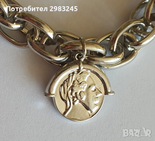 Сребристо колие с дебела верижка и медальон, снимка 2 - Колиета, медальони, синджири - 52341022