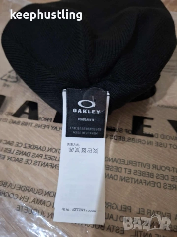 Чисто нови зимни шапки Oakley , снимка 3 - Шапки - 53741648
