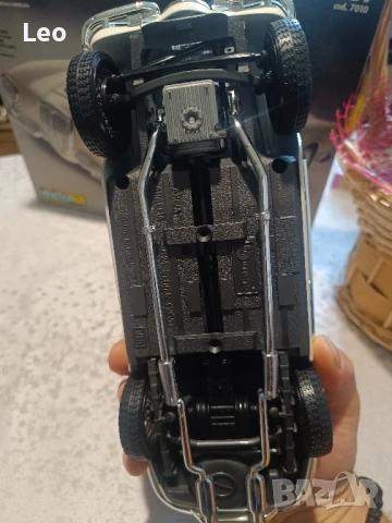 Lancia Aurelia 1:18 BBURAGO, снимка 7 - Колекции - 50928037