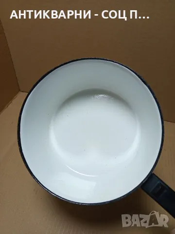 Соц Стара Емайлирана Касерола., снимка 5 - Антикварни и старинни предмети - 49485892