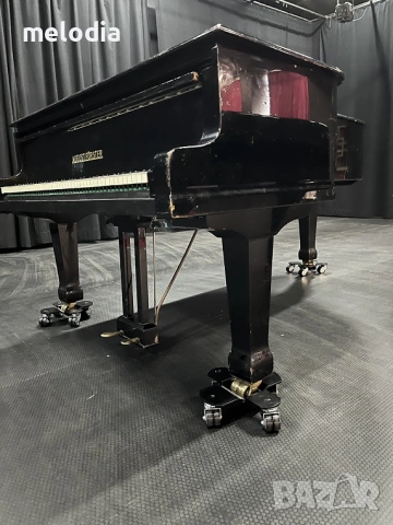 Немски колела за преместване на рояли