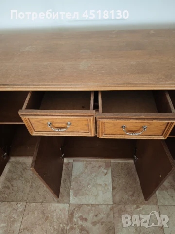 Голям масивен бароков скрин, снимка 3 - Скринове - 50839145