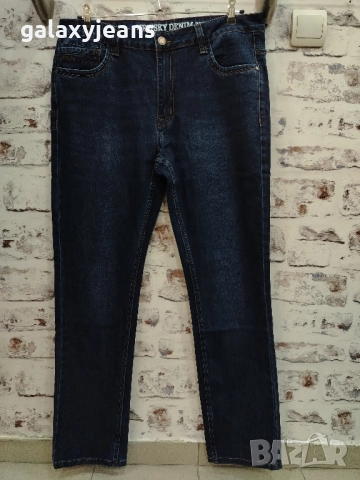 New sky- прави дънки, големи размери, тъмен класика цвят, леко избелени, изчистени, плътен деним , снимка 2 - Дънки - 52773908